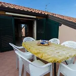 Casa Acquamarina アパートホテル 4*