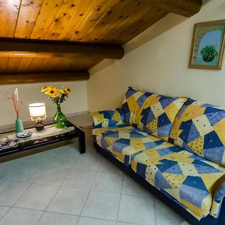 Casa Acquamarina Aparthotel 4*